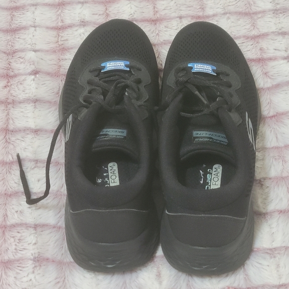 womens shoes skechers Sneakers memory foam size 11 *Machine Washable* - Picture 3 of 6